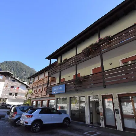 Cesa Lucilla By Interhome