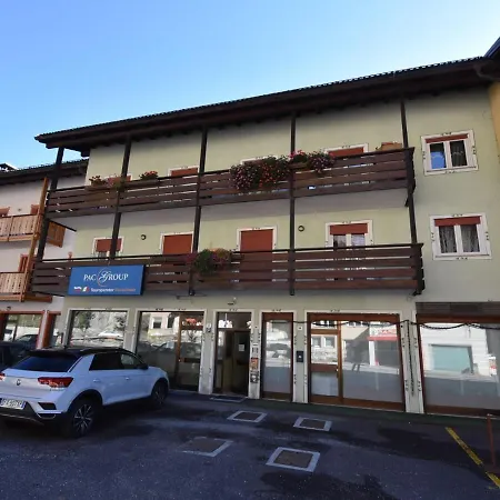 Cesa Lucilla By Interhome Appartement Canazei