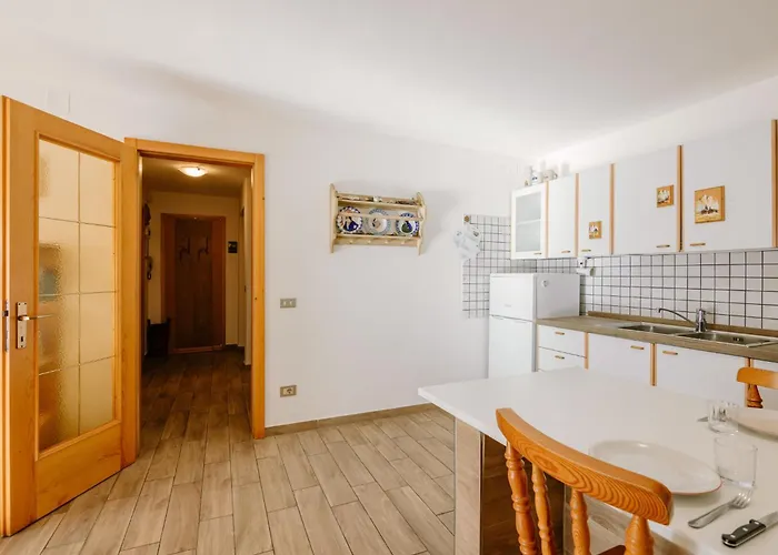 Cesa Lucilla By Interhome Διαμέρισμα Canazei